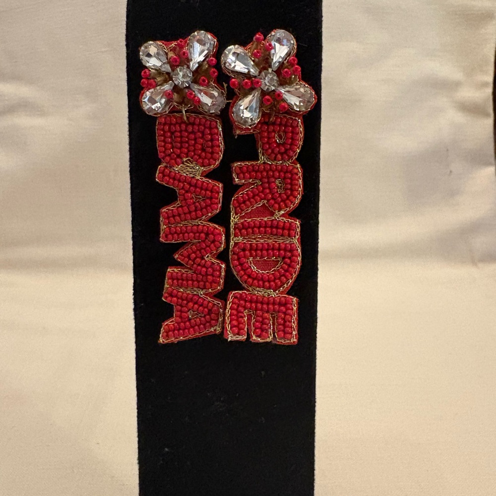 Red Beaded 'Pride Bama' Earrings - Picture 1 of 2